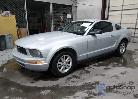 2008 Ford Mustang V6 Deluxe/V6 Premium from USA, damaged, VIN 1ZVHT80N085129999